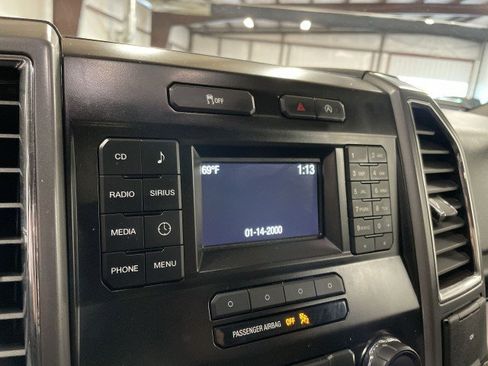 Used 2015 Ford F150 XLT w/ Equipment Group 301A Mid image 18