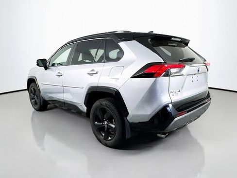 Used 2021 Toyota RAV4 XSE AWD/4WD image 5