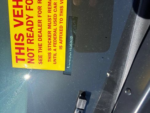 Used 2026 Kia Carnival FWD image 12
