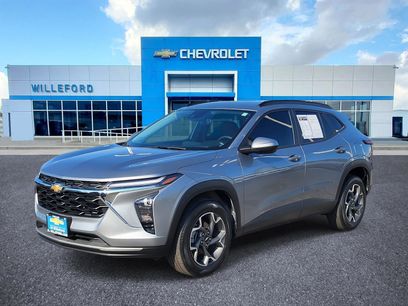 Used 2024 Chevrolet Trax LT w/ Driver Confidence Package