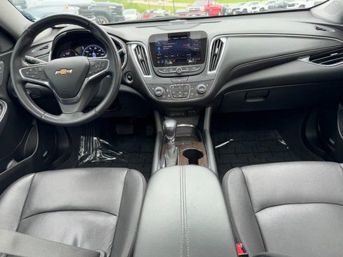 Used 2022 Chevrolet Malibu Premier w/ LPO, Floor Liner Package FWD image 11