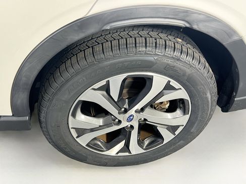 Used 2022 Subaru Outback Limited image 32