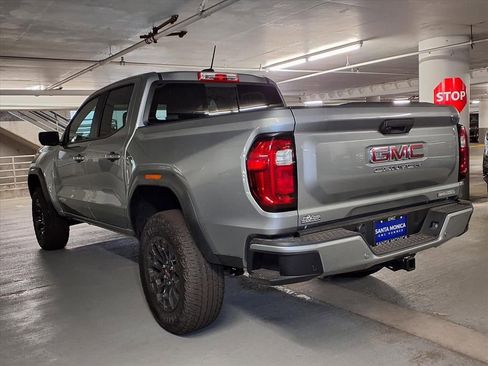 New 2026 GMC Canyon Elevation image 10