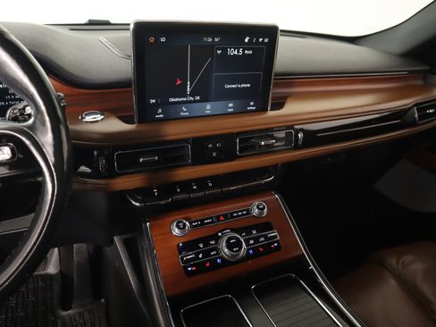 Used 2022 Lincoln Aviator Reserve w/ Equipment Group 201A image 5