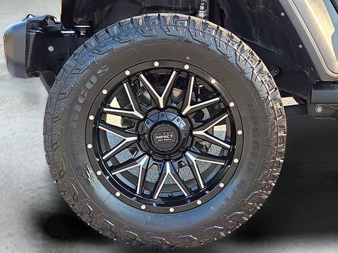 Used 2023 Jeep Wrangler Sport AWD/4WD image 9