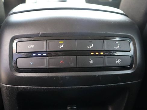 Used 2020 Hyundai Palisade SE FWD image 19