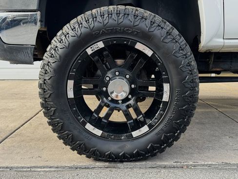 Used 2006 Chevrolet Silverado 2500 W/T w/ Skid Plate Package AWD/4WD image 10