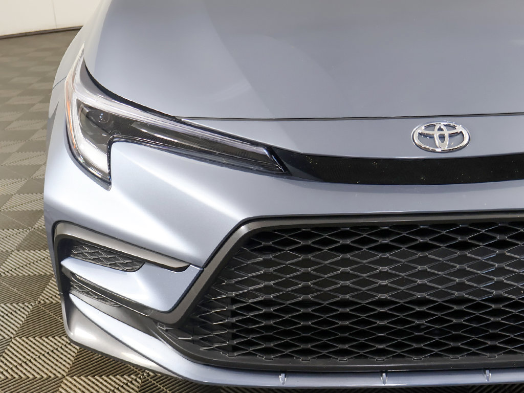 Used 2026 Toyota Corolla SE FWD image 12