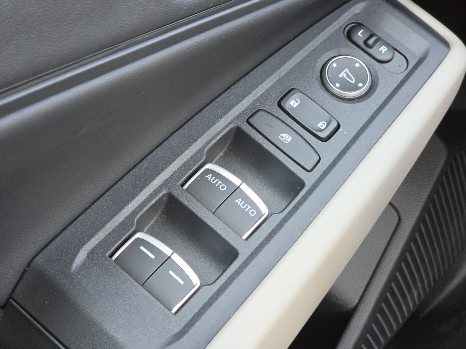 Used 2024 Honda Accord EX image 13
