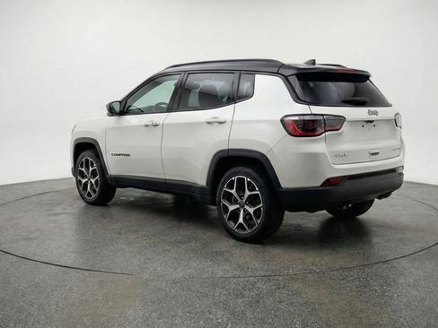 Used 2025 Jeep Compass Limited AWD/4WD image 6