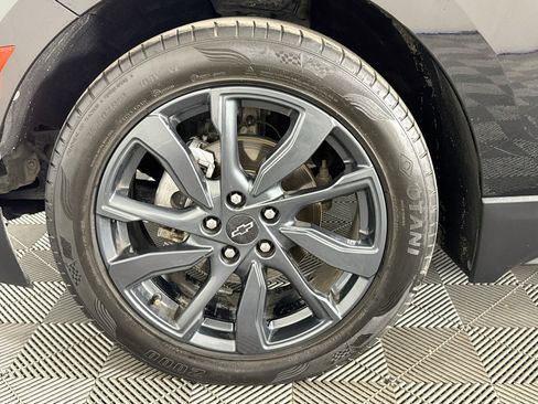 Used 2023 Chevrolet Equinox RS FWD image 36