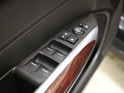 Used 2016 Acura TLX image 17