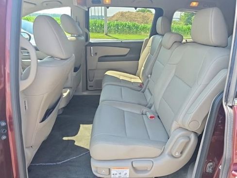 Used 2016 Honda Odyssey Touring image 7