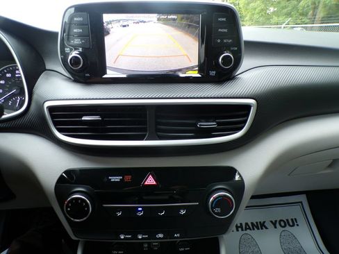 Used 2021 Hyundai Tucson SE FWD image 25