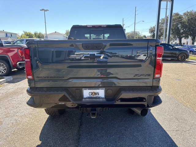 Used 2026 Chevrolet Silverado 2500 ZR2 w/ LPO, Dark Essentials Package AWD/4WD image 7