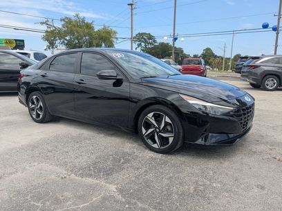 Used 2023 Hyundai Elantra SEL w/ Convenience Package