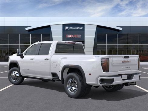 New 2025 GMC Sierra 3500 Denali Ultimate image 3