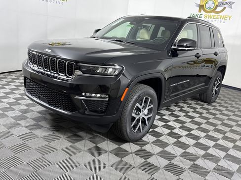 New 2025 Jeep Grand Cherokee Limited w/ Luxury Tech Group II AWD/4WD image 4