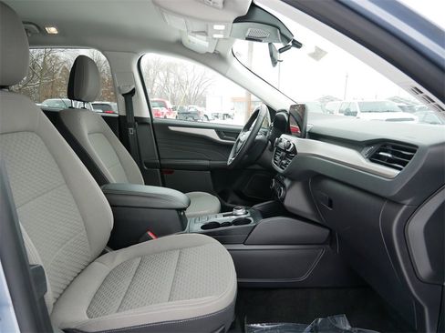 Certified 2022 Ford Escape SE w/ Cold Weather Package image 8