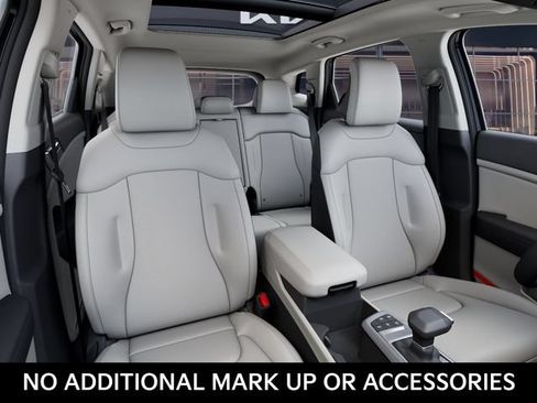 New 2026 Kia Sportage EX FWD image 15