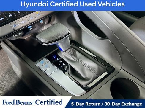 Certified 2024 Hyundai Elantra SEL image 23