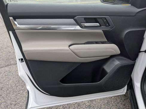 New 2026 GMC Terrain Elevation w/ LPO, Floor Liner Package image 9