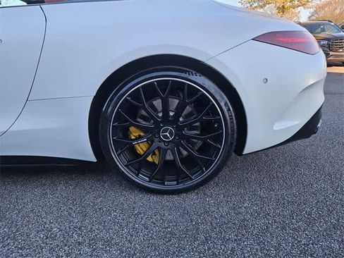 Used 2023 Mercedes-Benz SL 55 AMG 4MATIC image 21