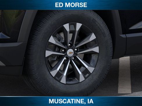 New 2027 Chevrolet Equinox LT w/ Convenience Package II AWD/4WD image 9
