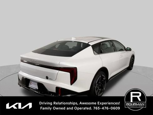 New 2026 Kia K4 EX w/ GT-Line Premium Package FWD image 9