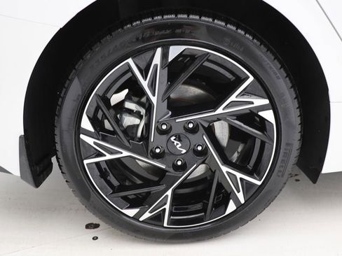 Used 2025 Kia K5 GT-Line image 10