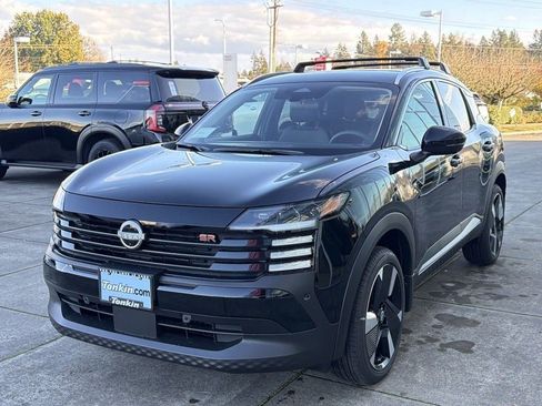 New 2026 Nissan Kicks SR w/ Cold Weather Package image 5