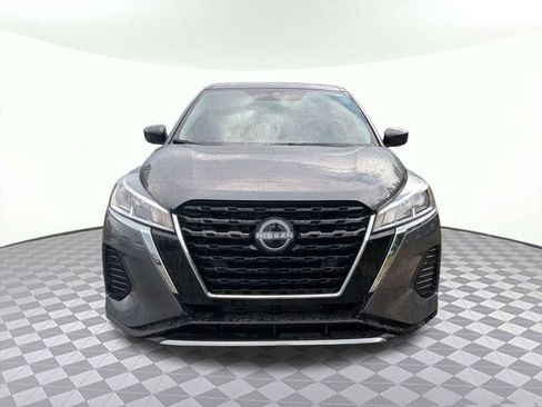 Used 2024 Nissan Kicks S FWD image 5