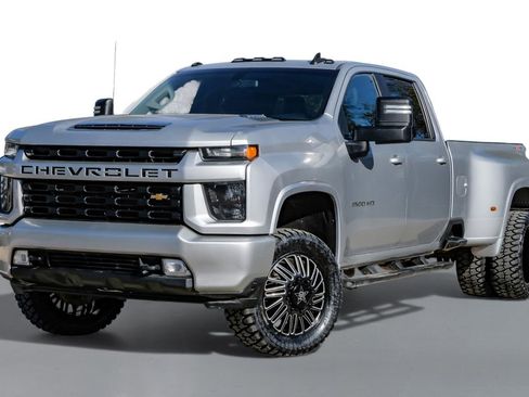 Used 2022 Chevrolet Silverado 3500 LT w/ Convenience Package image 5