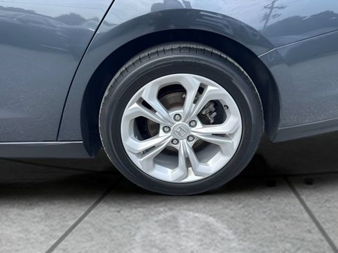 Used 2025 Honda Accord LX image 19