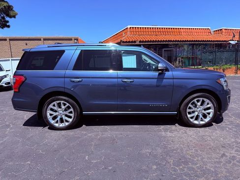 Used 2019 Ford Expedition Platinum AWD/4WD image 8