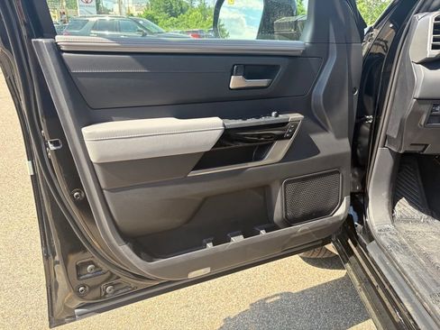 New 2026 Toyota Tundra Limited AWD/4WD image 44