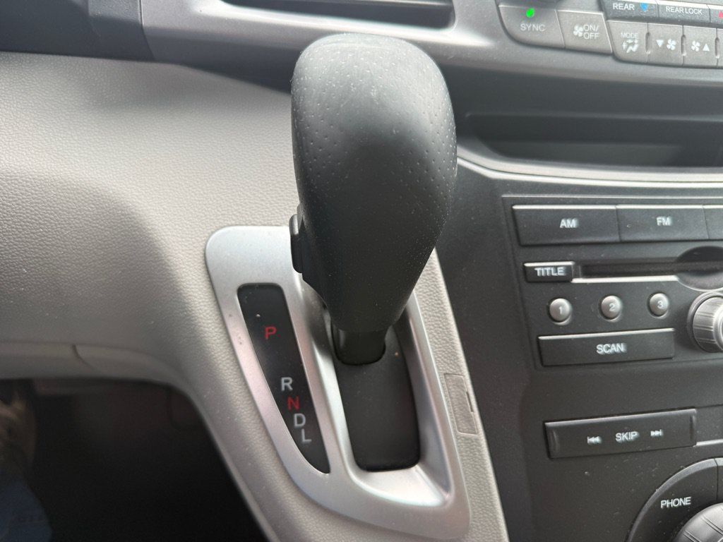 Used 2012 Honda Odyssey EX image 18