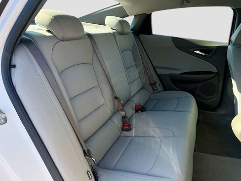 Used 2020 Chevrolet Malibu LS w/ Driver Confidence Package II FWD image 24