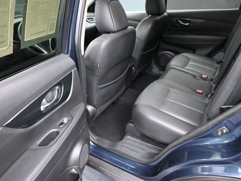 Used 2015 Nissan Rogue SL w/ SL Premium Package image 18