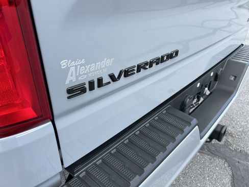 Used 2024 Chevrolet Silverado 1500 RST image 11