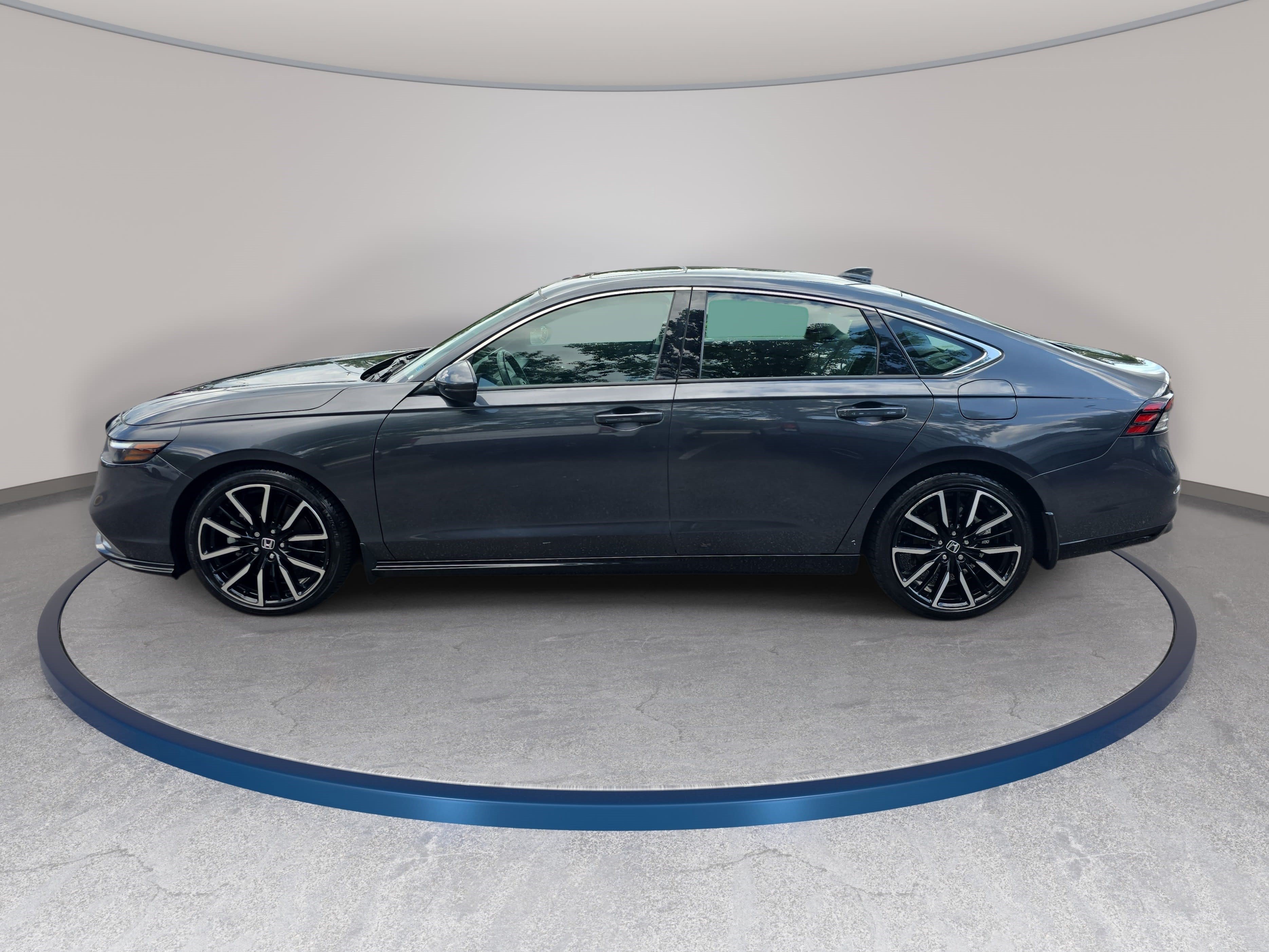 Certified 2024 Honda Accord Touring image 8