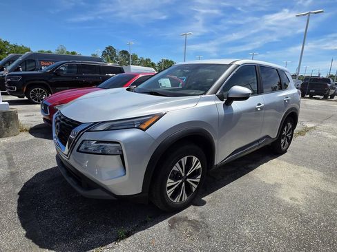 Used 2023 Nissan Rogue SV AWD/4WD image 4