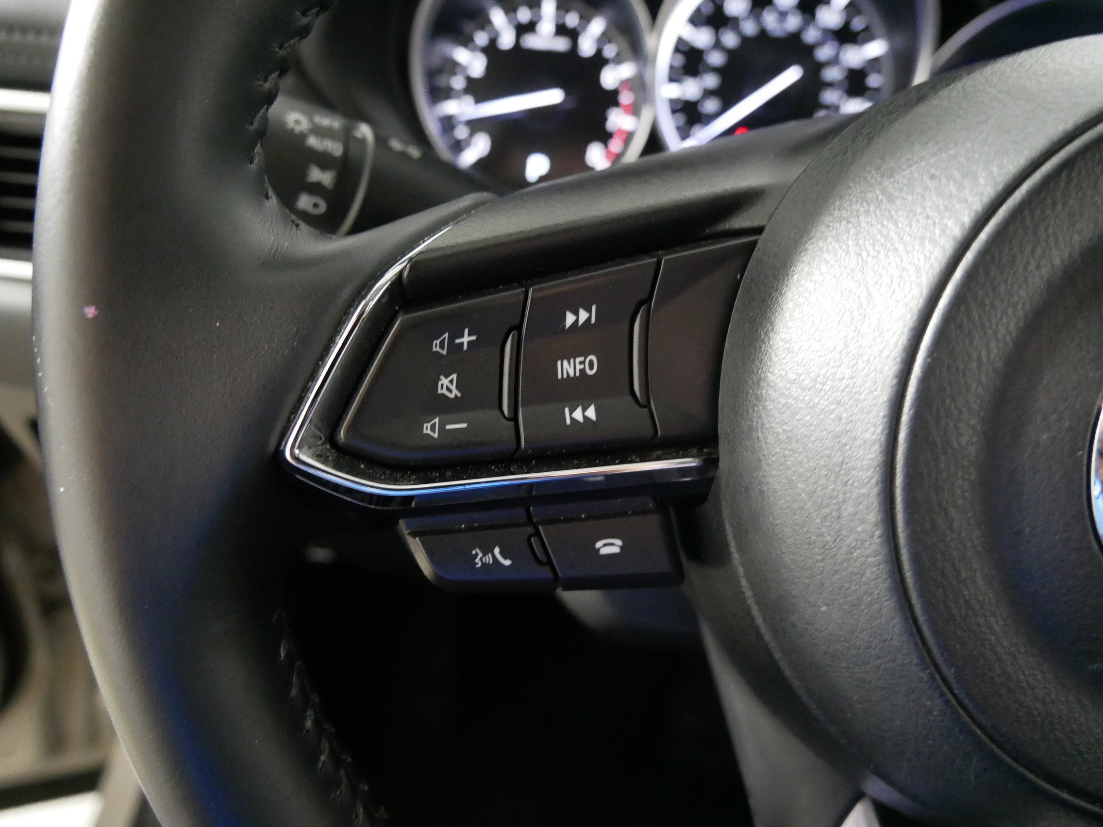 Used 2025 MAZDA CX-5 AWD 2.5 S w/ Preferred Package image 27