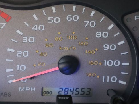 Used 2003 Toyota Sequoia Limited image 47