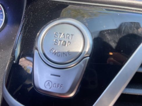 Used 2018 BMW 750i image 27