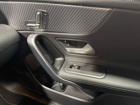 Used 2025 Mercedes-Benz CLA 250 4MATIC image 27