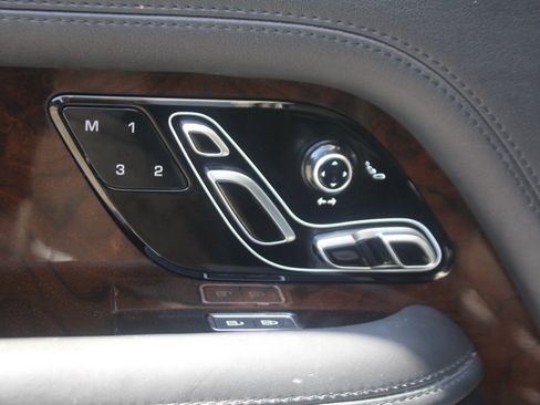 Used 2021 Land Rover Range Rover Westminster Edition image 12