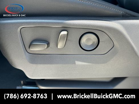 New 2025 GMC Sierra 1500 SLT w/ SLT Convenience Package image 21