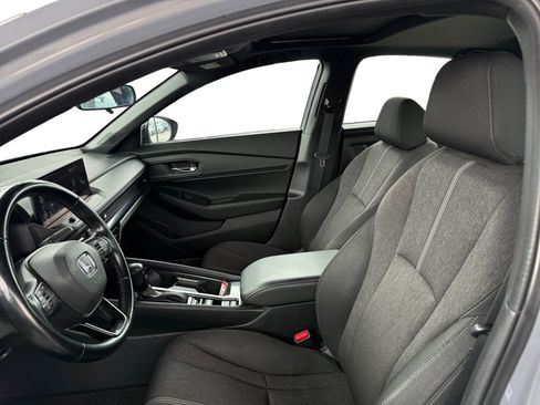 Used 2023 Honda Accord Sport image 10