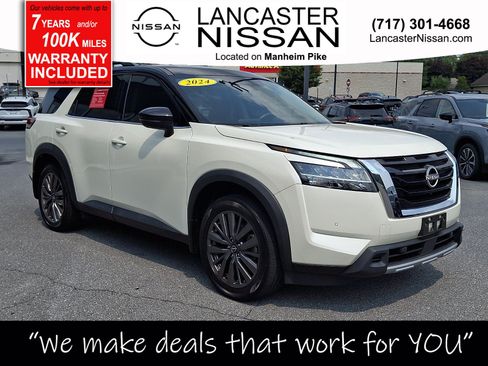 Certified 2024 Nissan Pathfinder SL w/ SL Premium Package AWD/4WD image 1